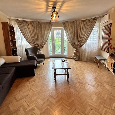 Apartment Palace Of Parliament Bucharest Luaran gambar