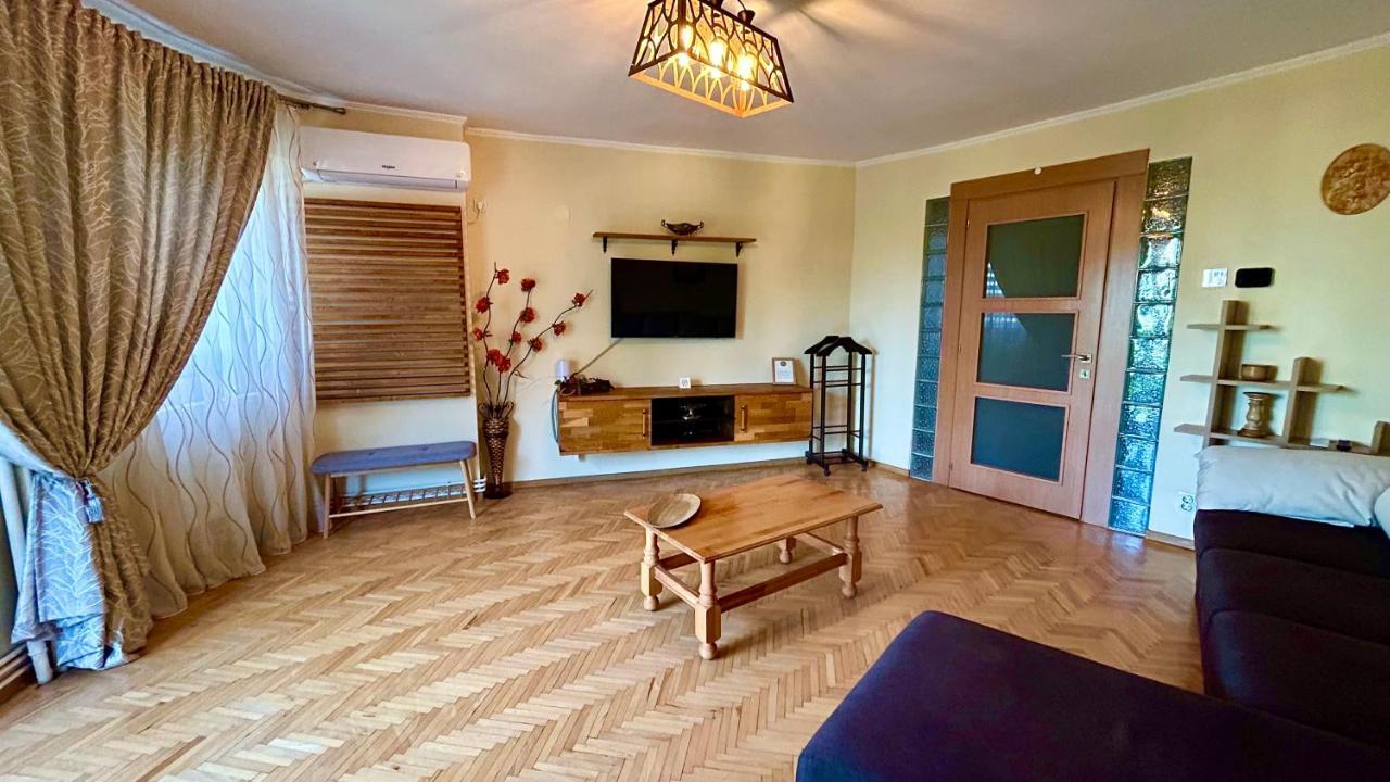 Apartment Palace Of Parliament Bucharest Luaran gambar